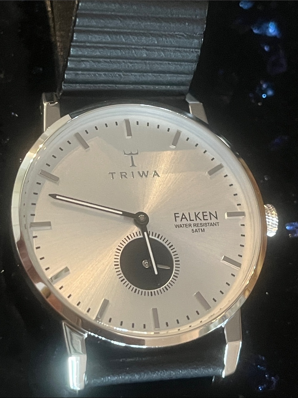 Falken Men's Silver Dress Watch - Sleek Minimalist Design